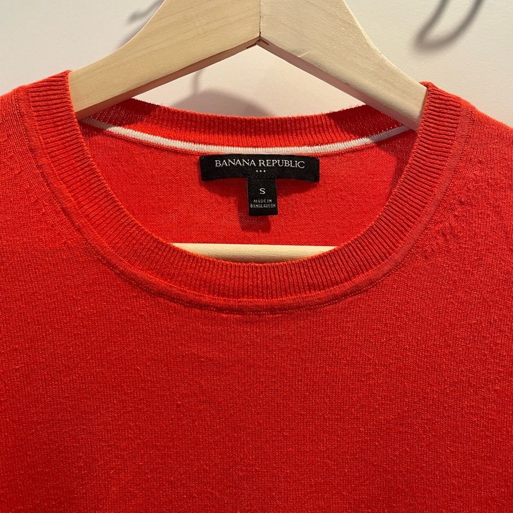 Banana Republic Women's Bright Orange Crewneck Sweater - Picture 2 of 5